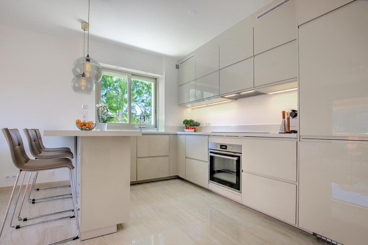 Apartment Modern Family 5 Min To +pool +garage Antibes